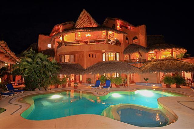 Villa Carolina Boutique Hotel Adults Only Сиуатанехо Екстериор снимка