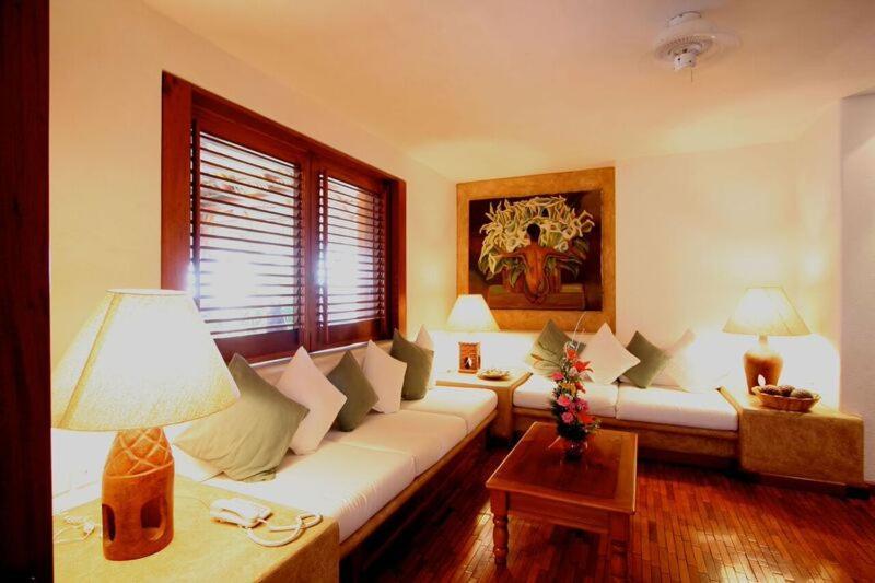Villa Carolina Boutique Hotel Adults Only Сиуатанехо Екстериор снимка